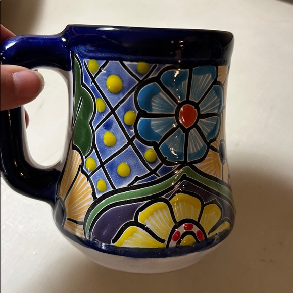 Hand-Painted Floral Ceramic Mug - Blue - Picture 3 of 4